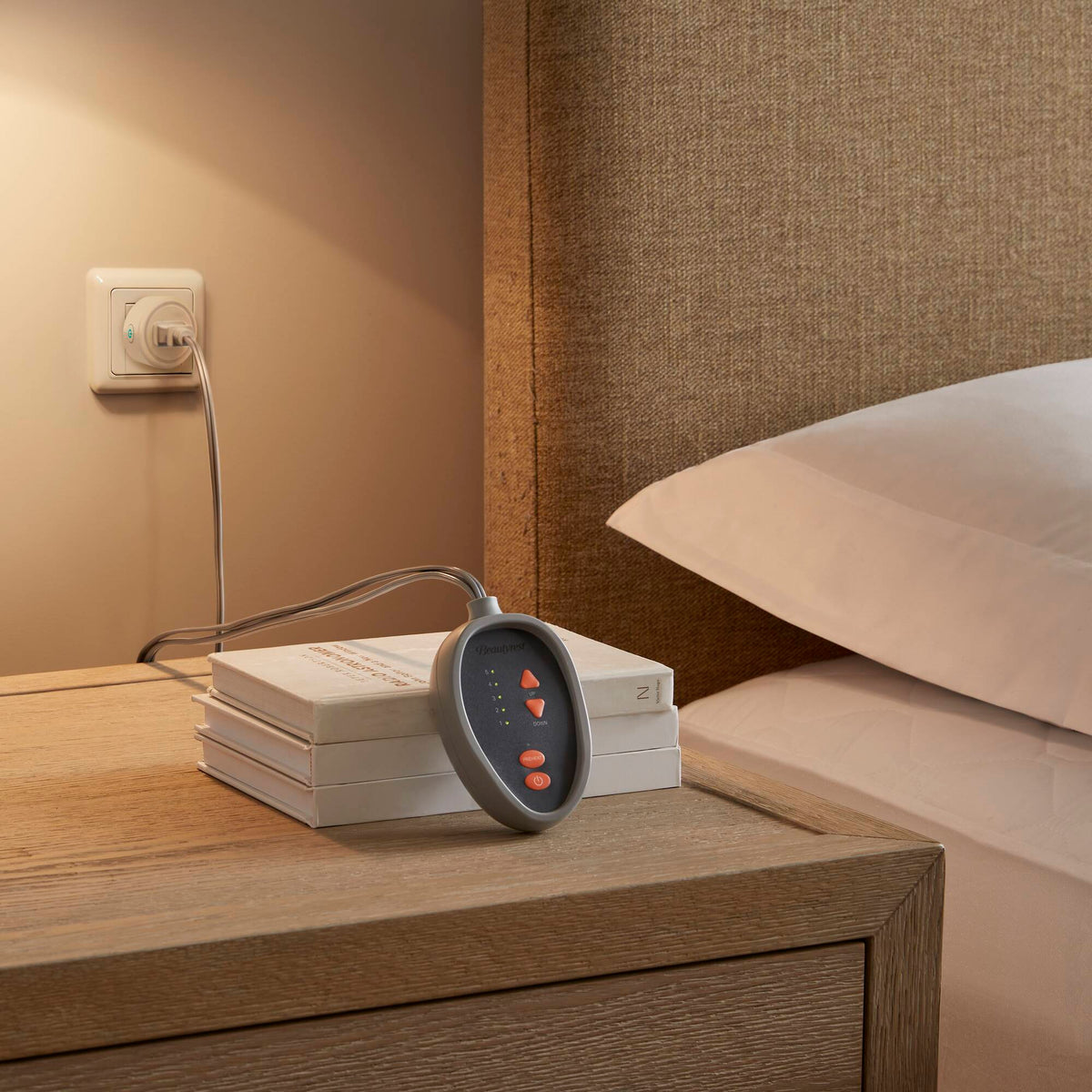 Cotton Blend - Queen Heated Mattress Pad - White