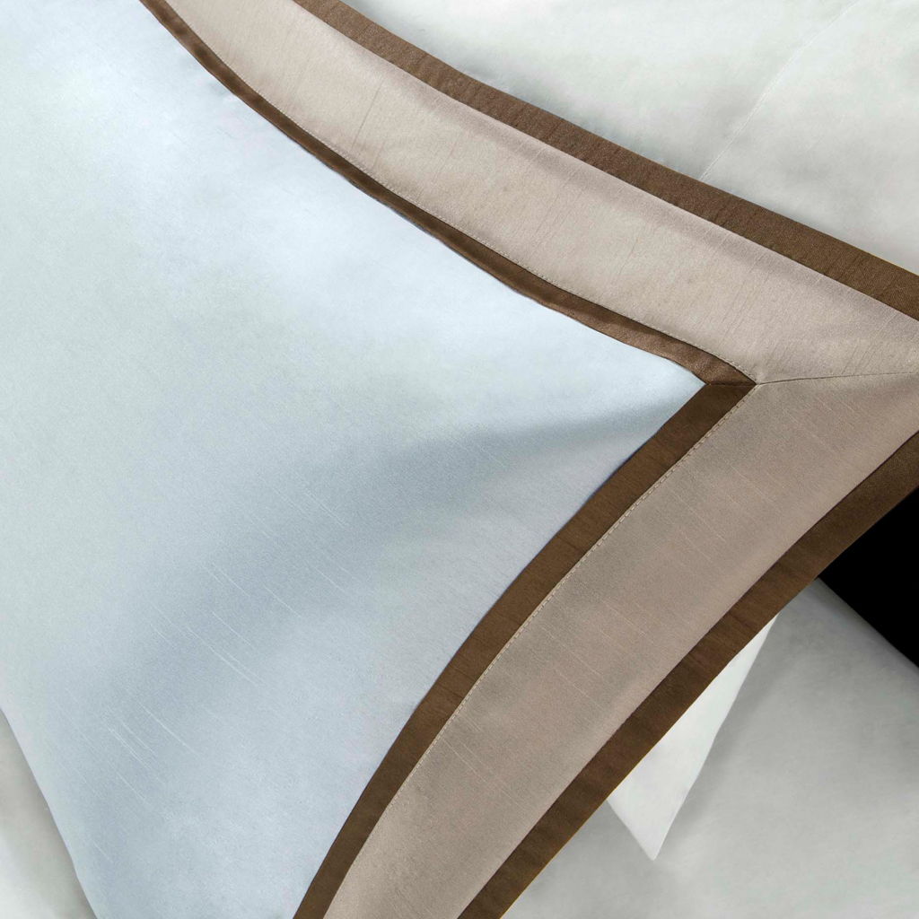 Genevieve - King Comforter (Set of 7) - Blue