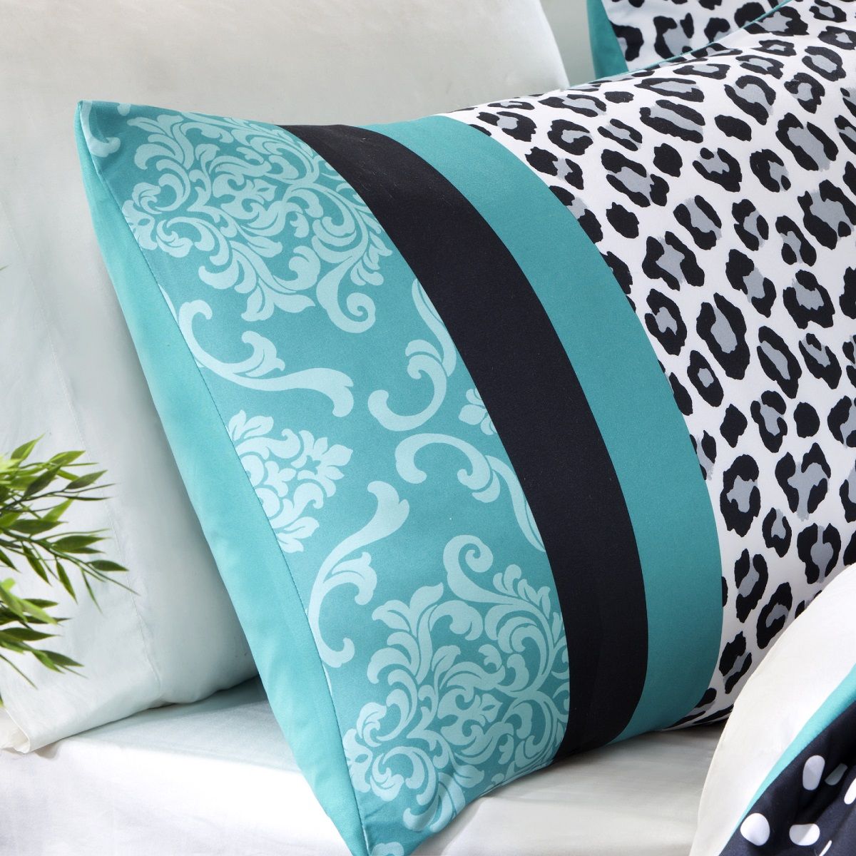 Chloe - King Comforter Set - Teal