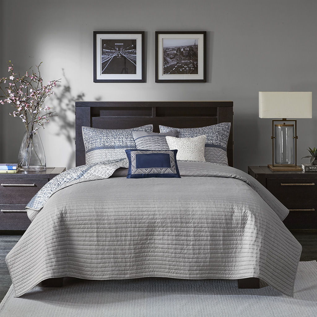Rhapsody - 6 Piece Reversible Coverlet Set - Navy