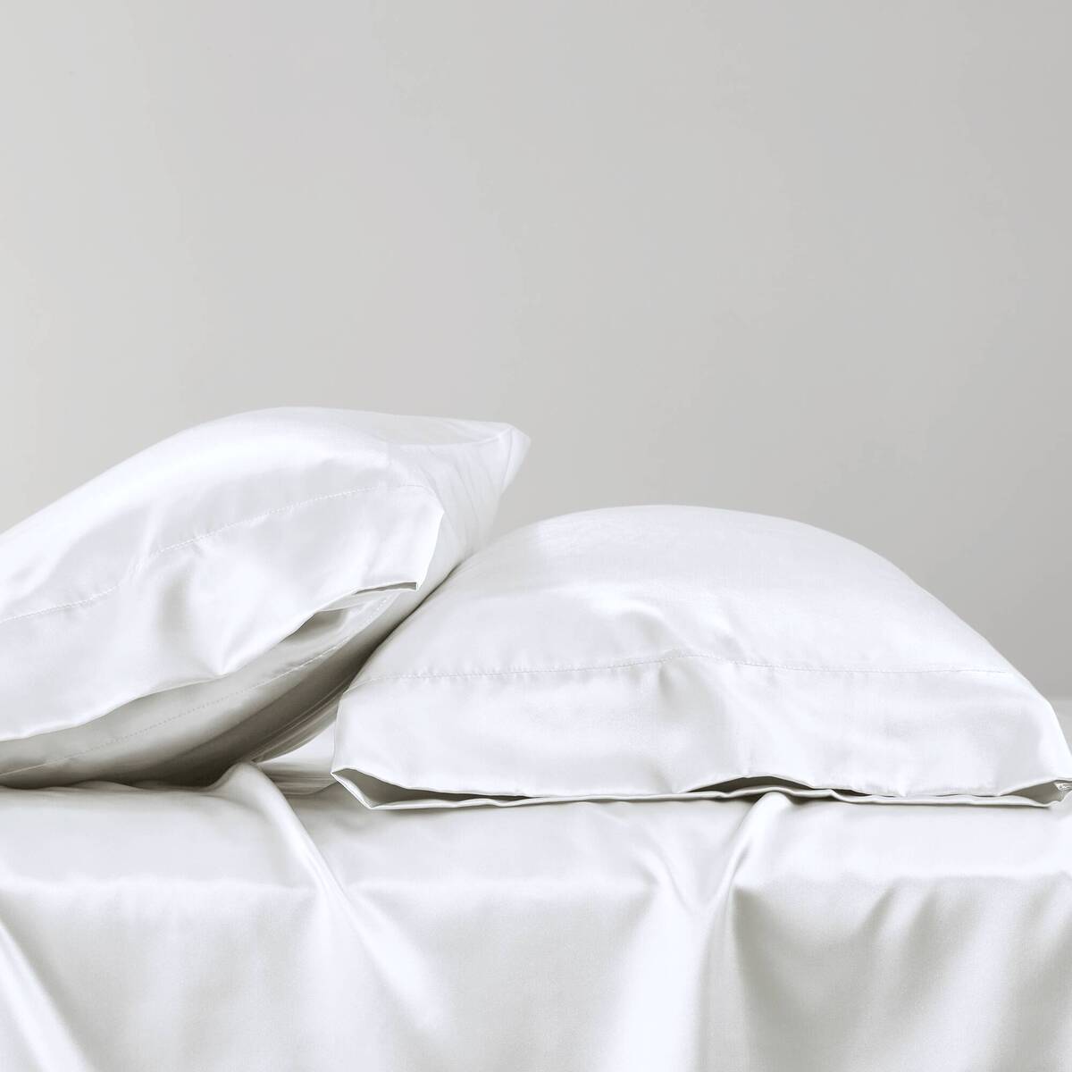 Satin - Pillowcases (Set of 2) Queen - White