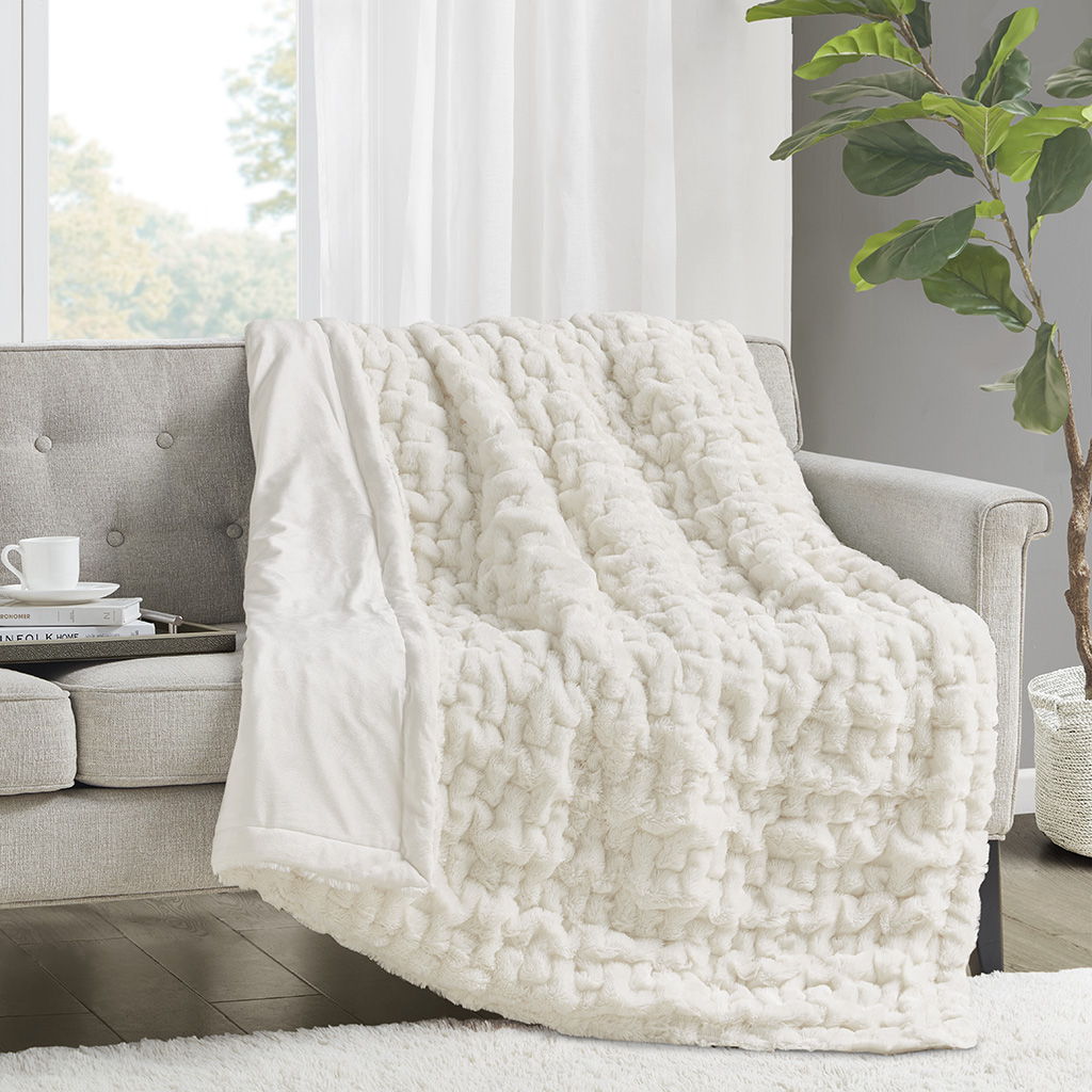 Ruched Fur - Ruched Throw - Ivory