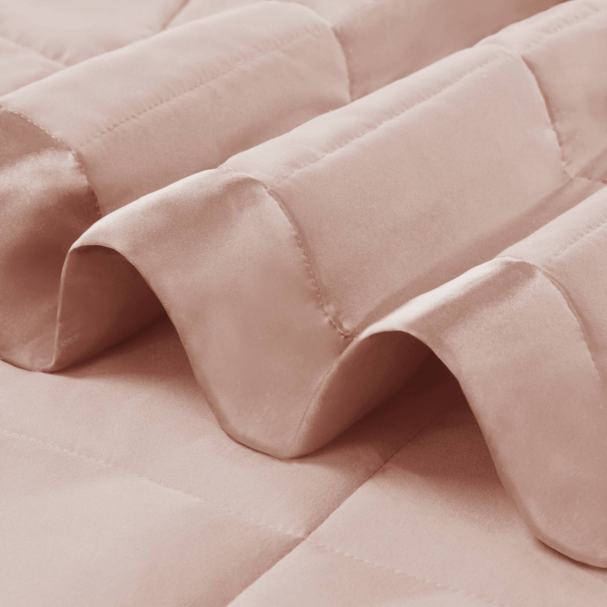 Windom - All Season Hypoallergenic Blanket With 3M Scotchgard - Blush