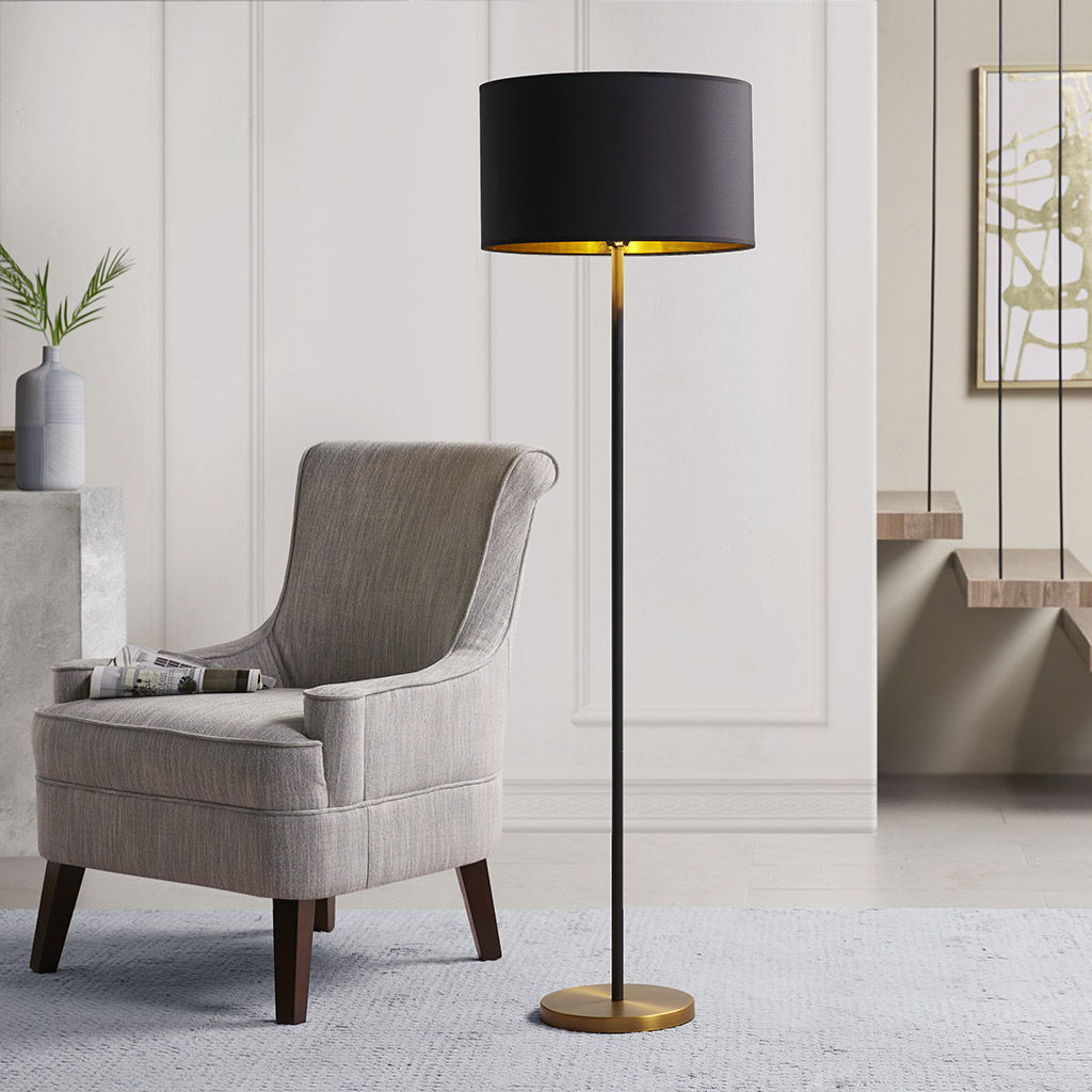 Hunts - Floor Lamp - Gold / Black