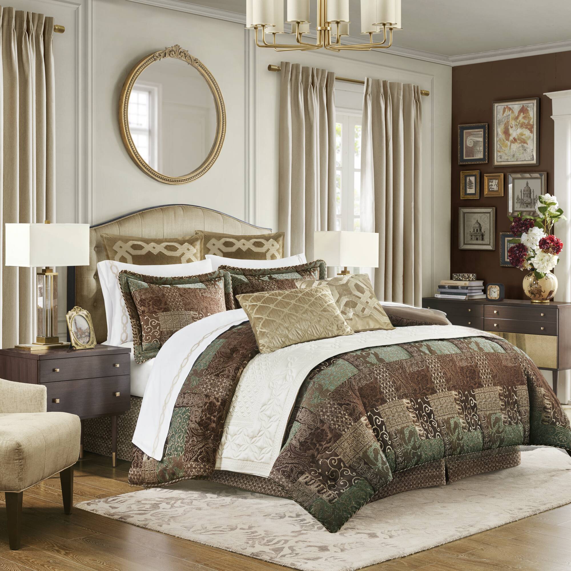 Galleria - 4 Piece California King Comforter Set - Brown
