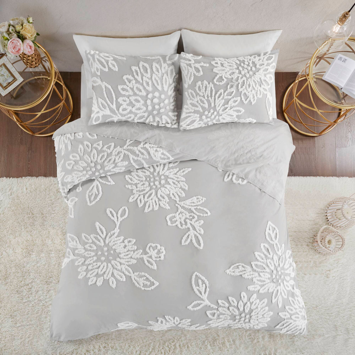 Veronica - King 3 Piece Tufted Floral Duvet Cover Set - Gray / White