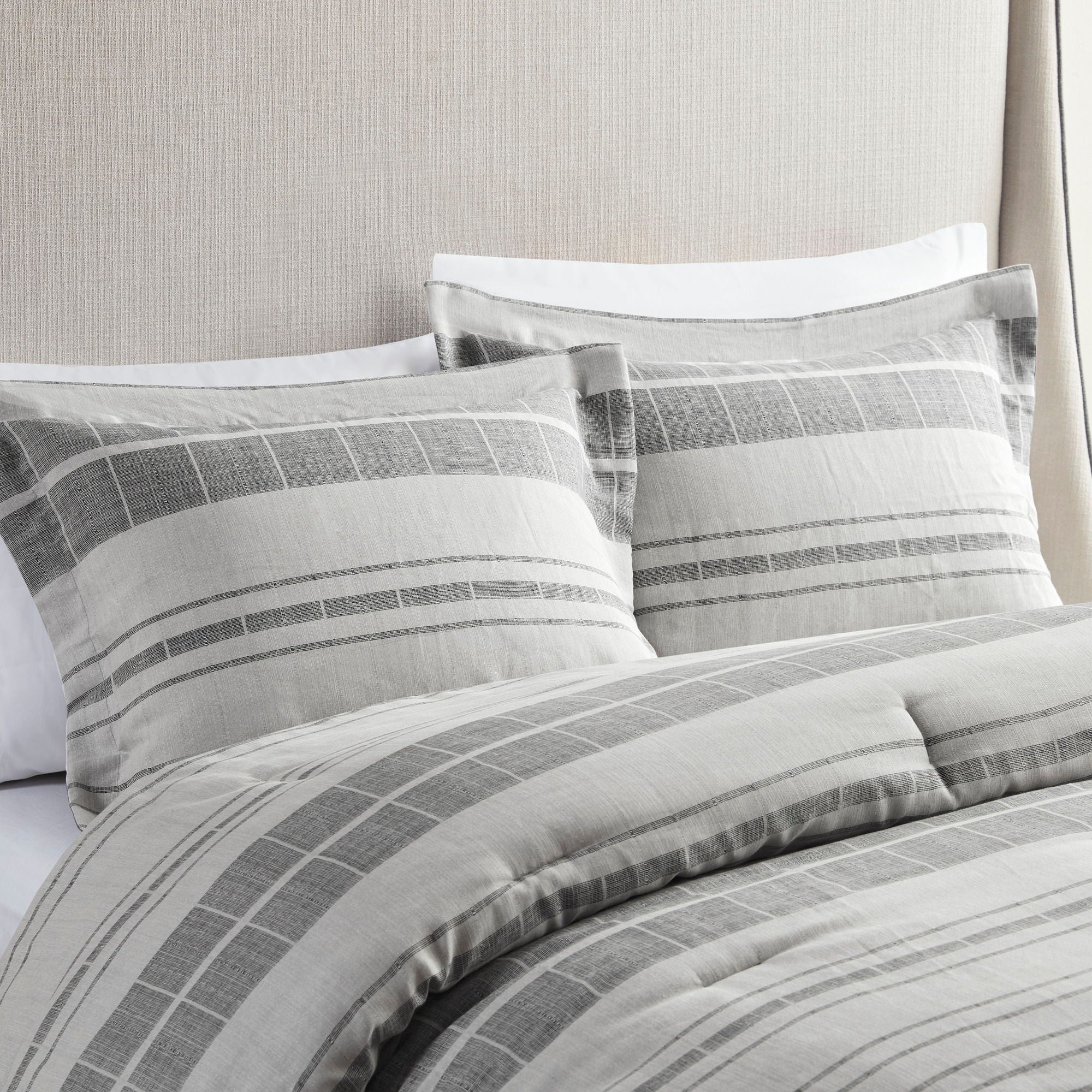 Rhodes - 4 Piece Stripe Comforter Set With Throw Pillow - Gray / Multi