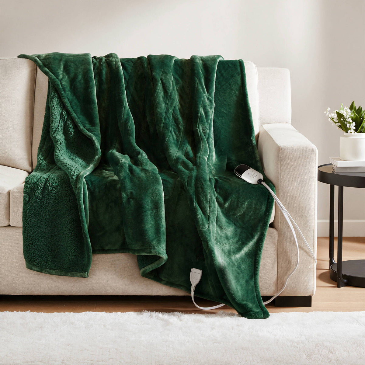 Heated Microlight to Berber - Throw - Green