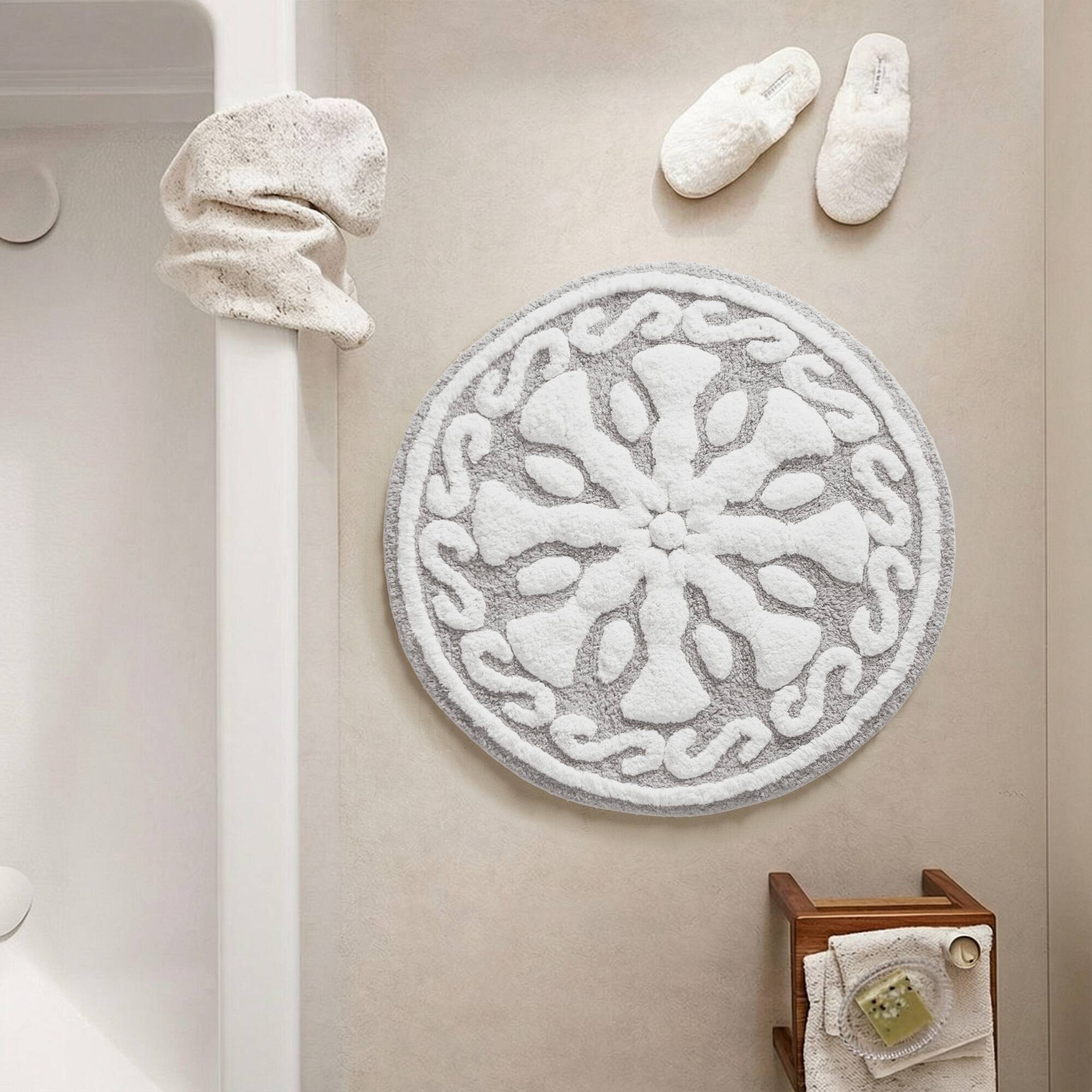 Casablanca - Medallion 25'' x 25'' Tufted Bath Rug - Gray