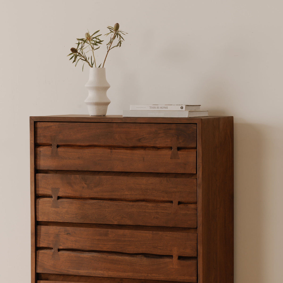 Madagascar - Chest - Brown