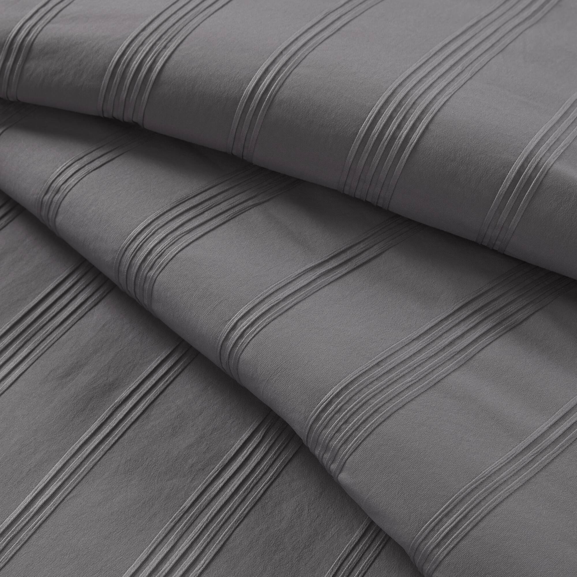 Logan - King Striped Duvet Set - Charcoal