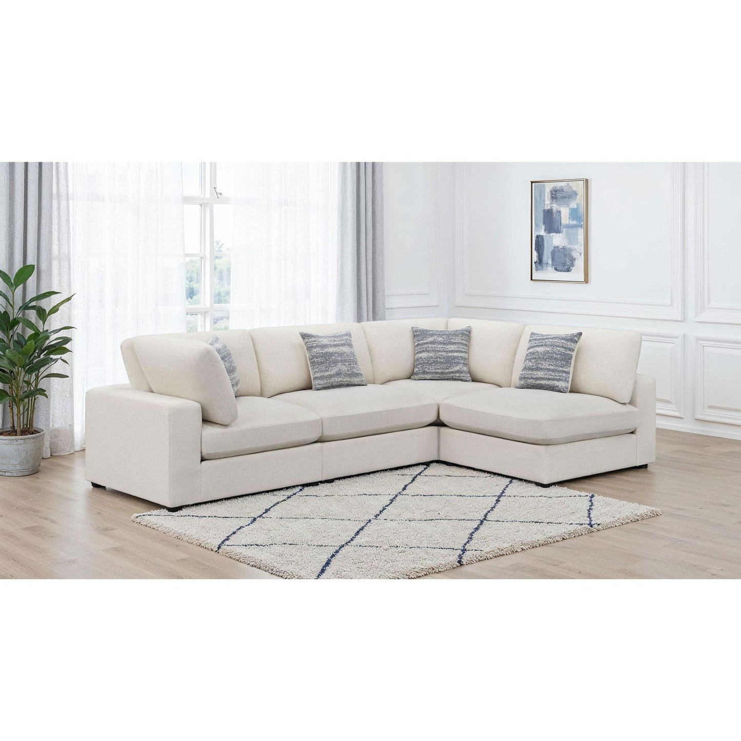 Rhette - Upholstered Sectional With Reversible Cushions