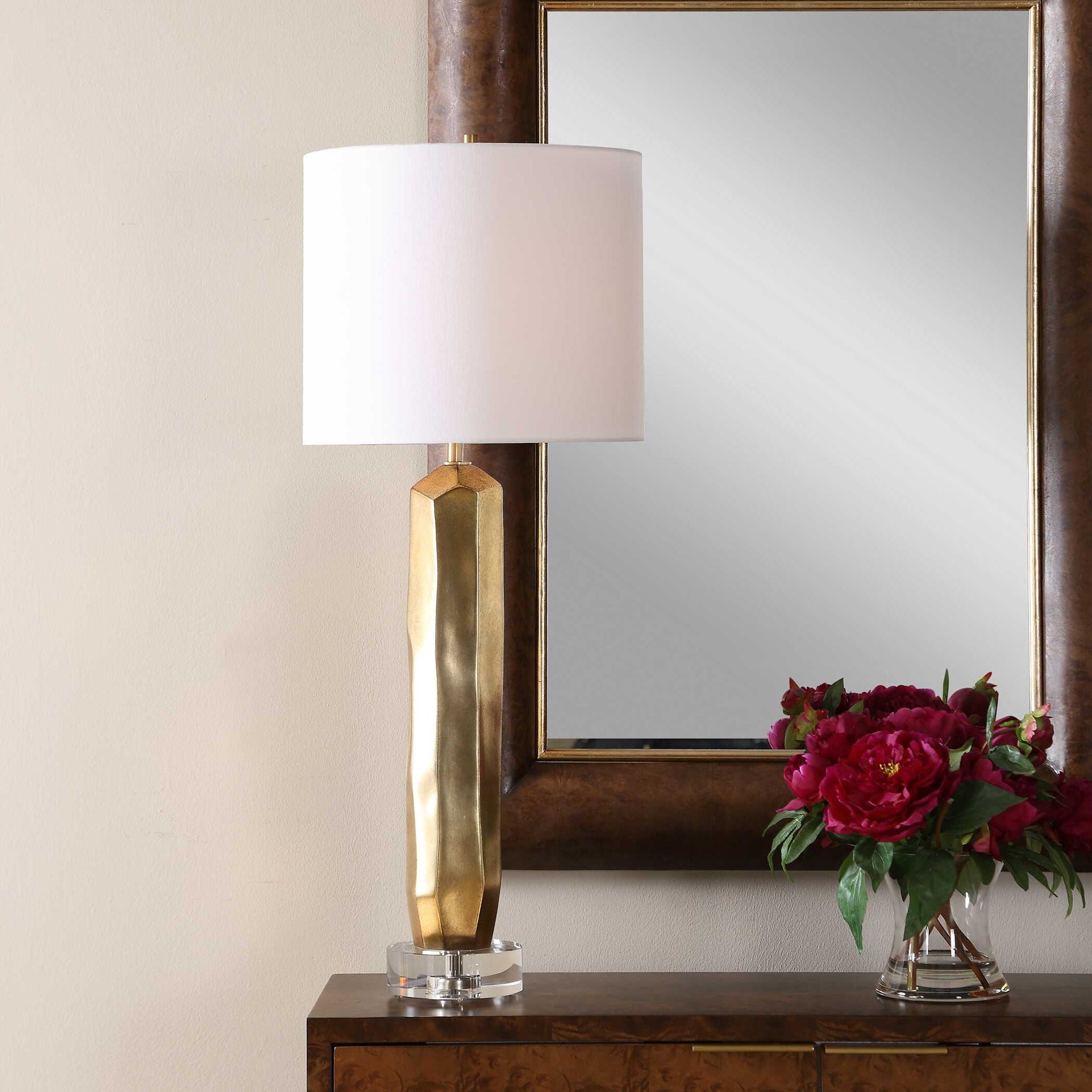 Octavio - Table Lamp - Gold