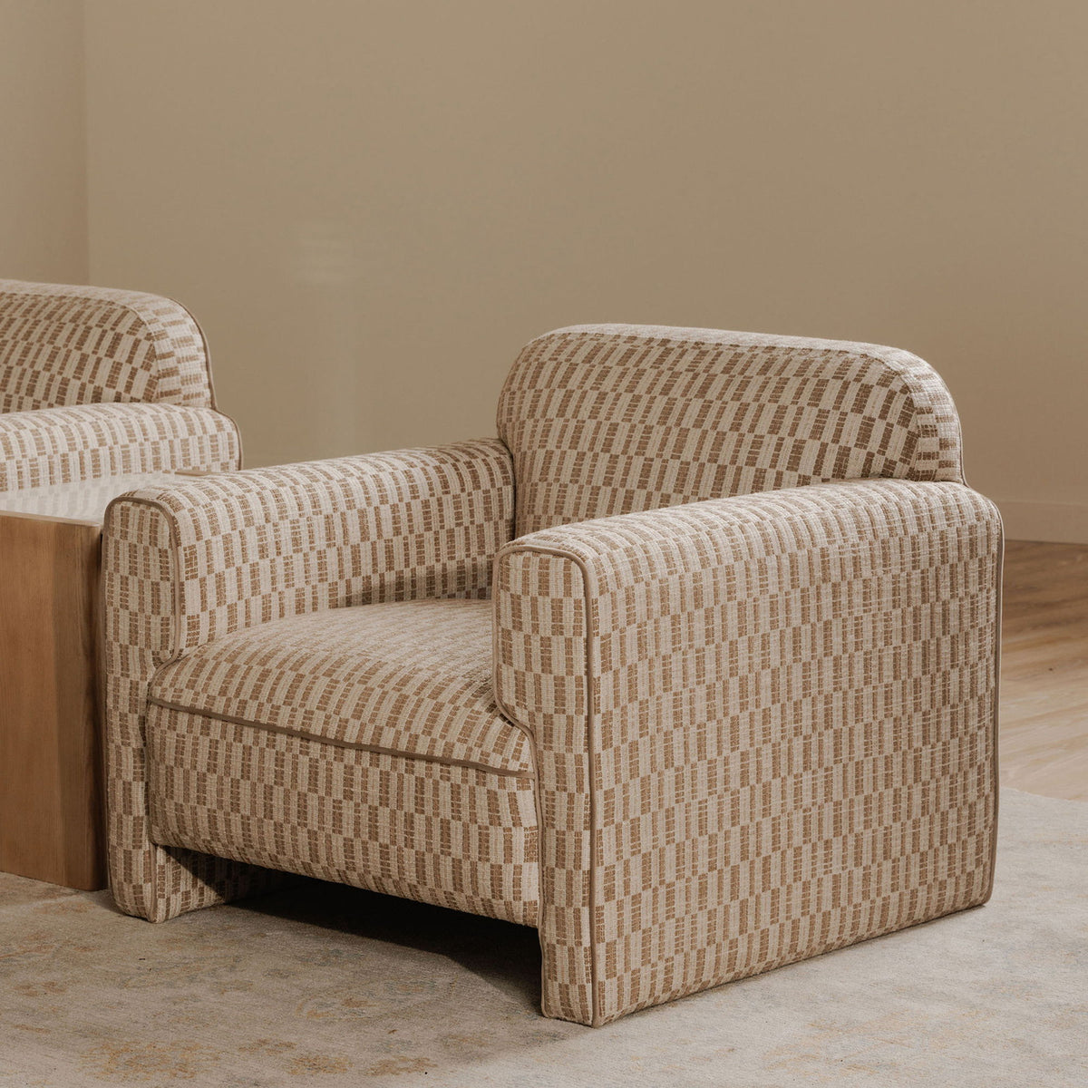 Leo - Accent Chair - Taupe