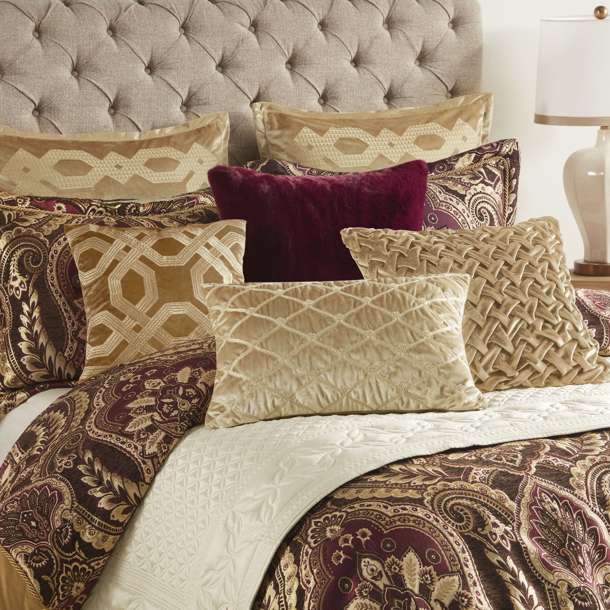 Julius - 4 Piece California King Comforter Set - Burgundy