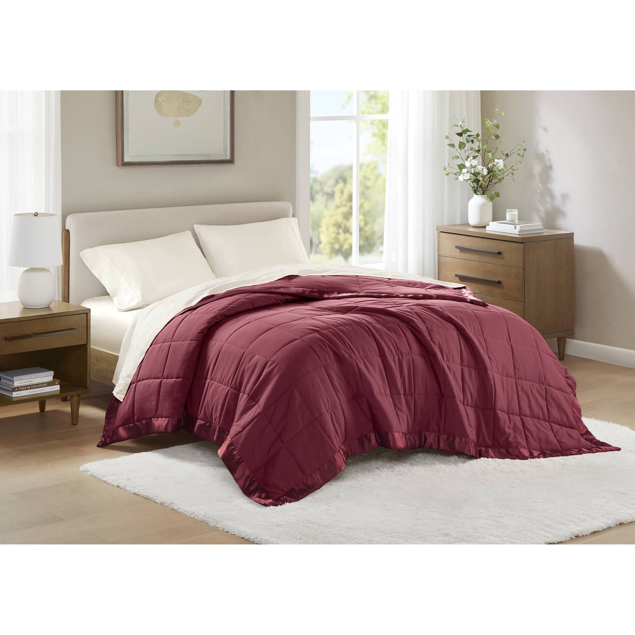 Windom - Lightweight Down King Alternative Blanket With Satin Trim - Burgundy