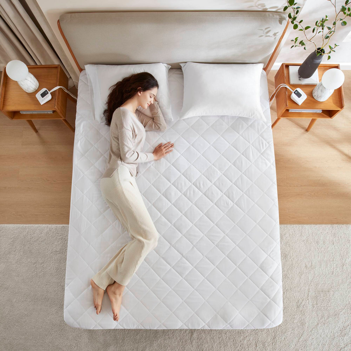 Microfiber Zoned - Queen Heated Mattress Pad - White