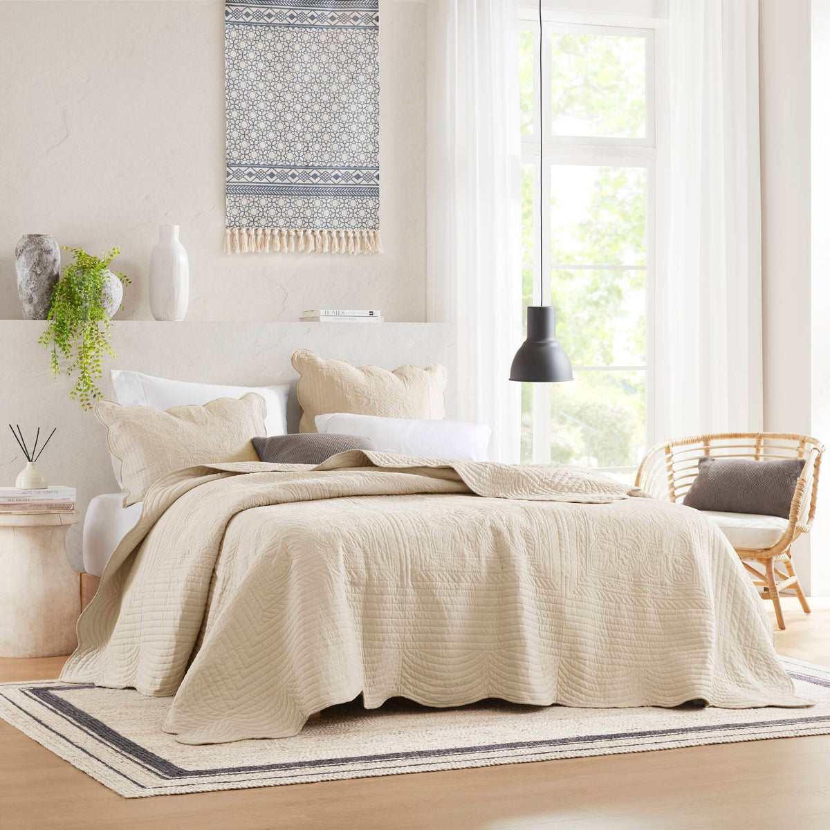 Tuscany - 3 Piece Reversible Scalloped Edge Coverlet Set - Cream