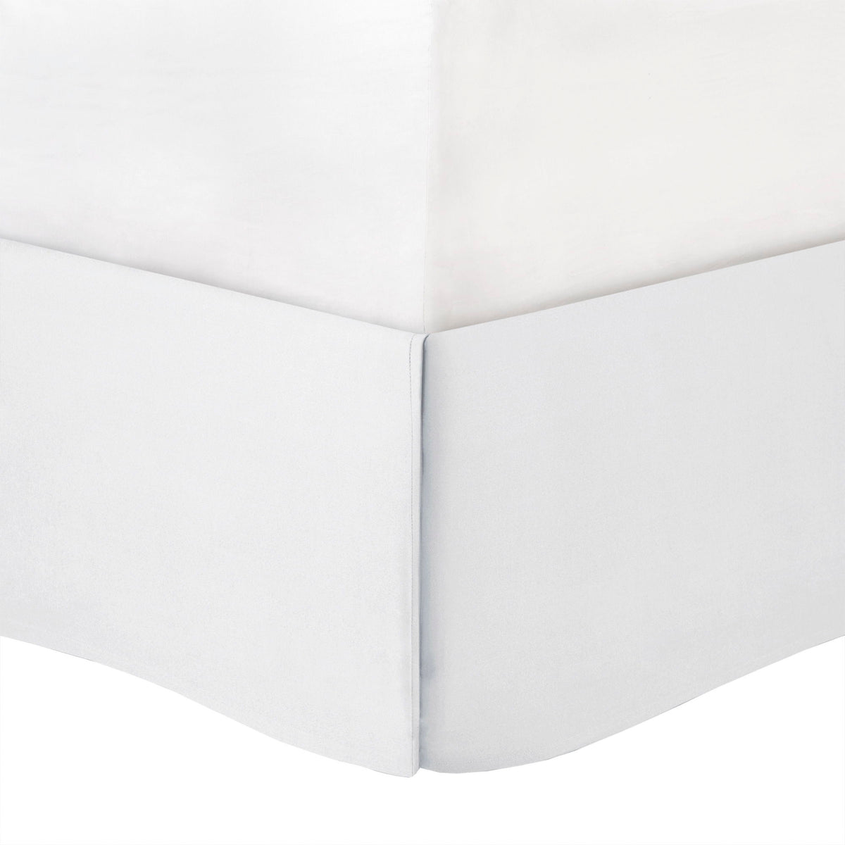 Laurel - Pieced Pleated 7 Piece Tufted Comforter Set - White