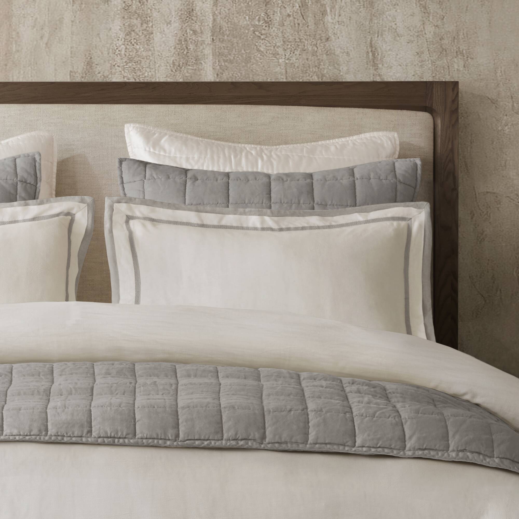 Linen Blend - King/California King Duvet Cover Set - White/Gray