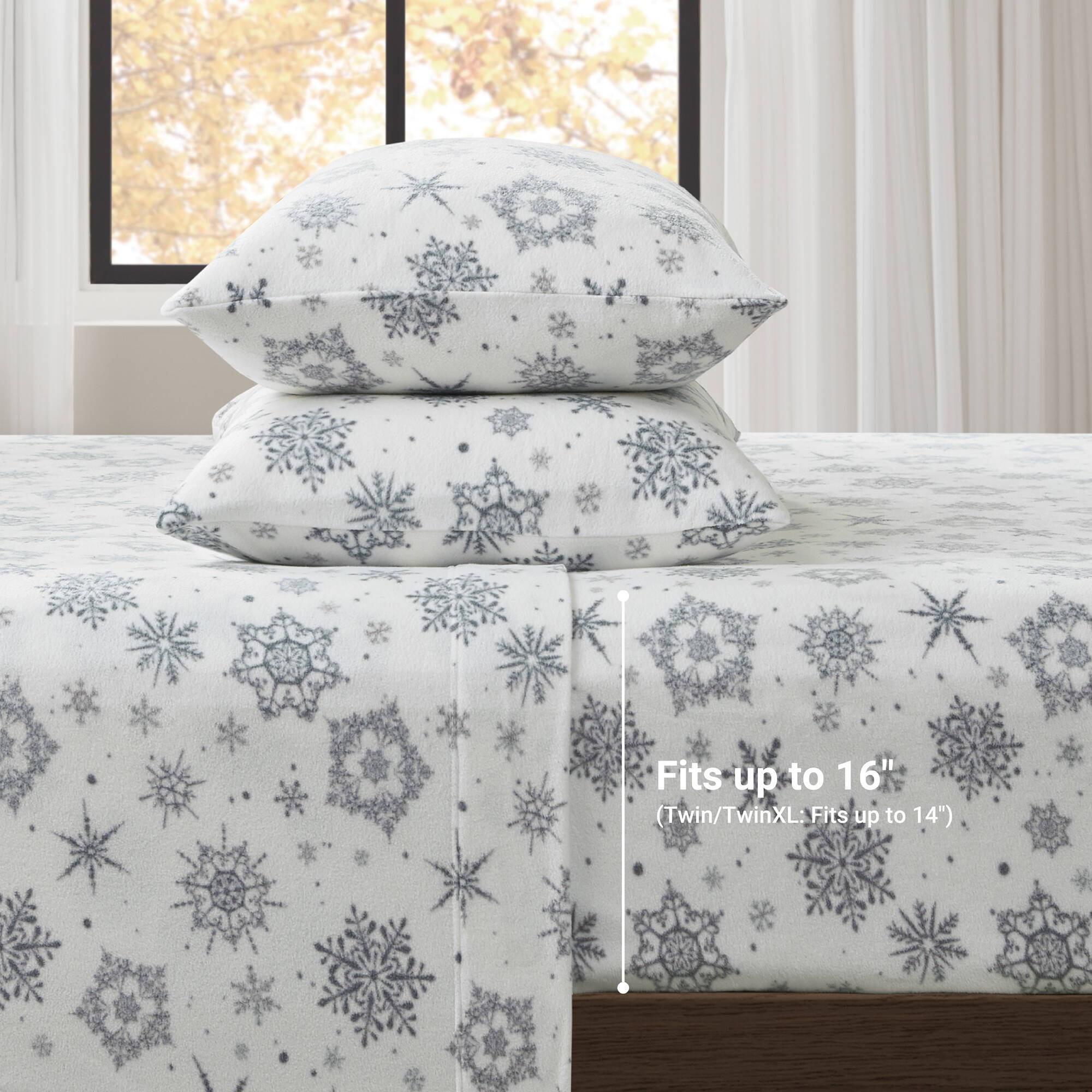 Micro Fleece - Sheet Set - Gray Snowflake