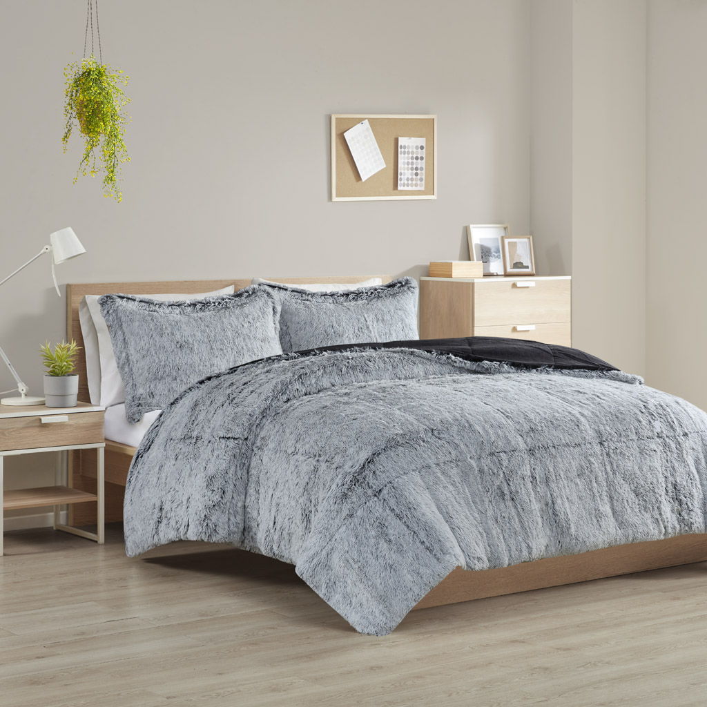 Malea - Shaggy Long Fur King Comforter Mini Set - Black / Light Blue