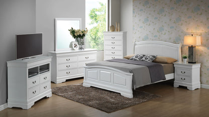Panel Sleigh Bed Elegantly Crafted