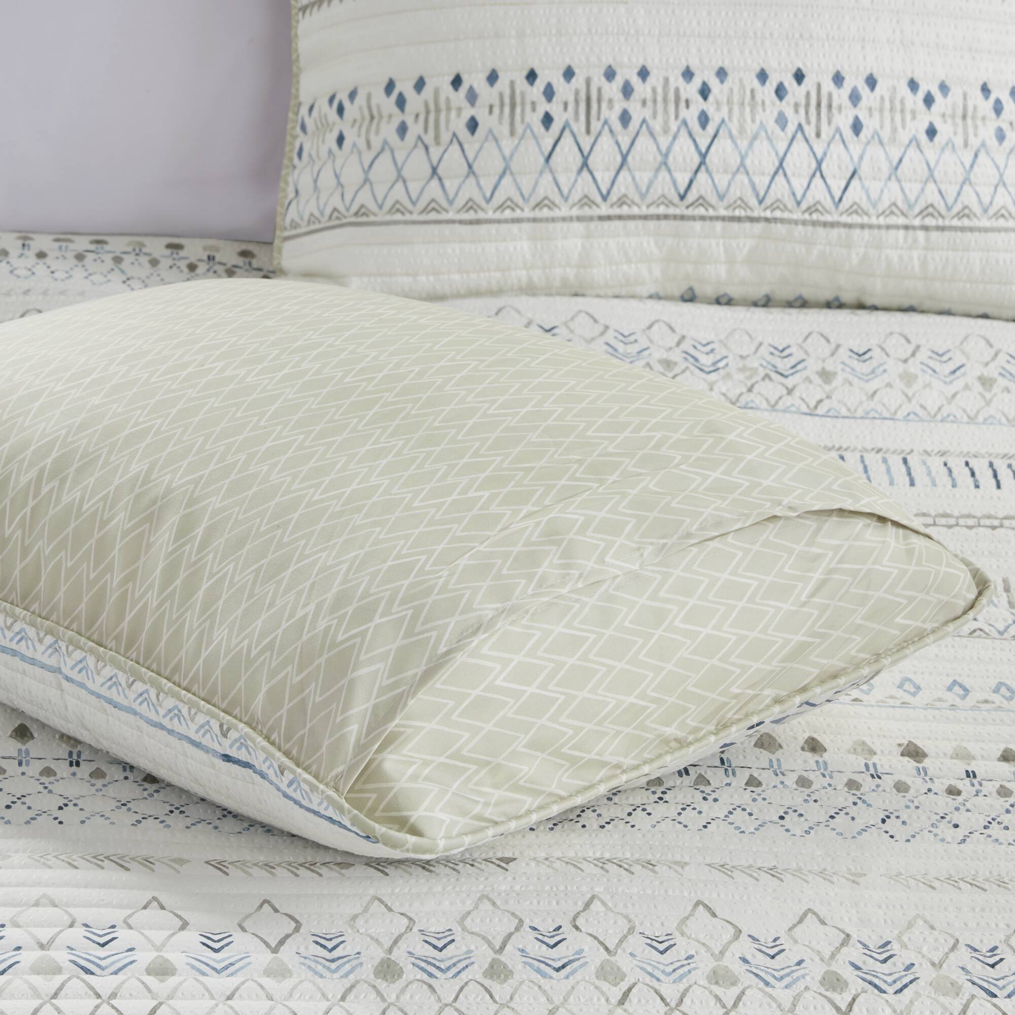 Fraser - 3 Piece Printed Microfiber Seersucker Quilt Set - Taupe