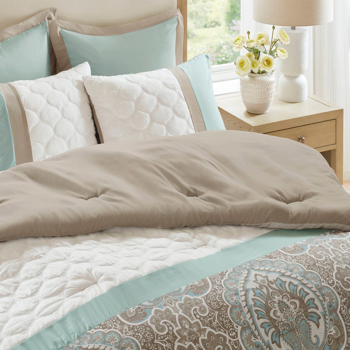 Shawnee - King 8 Piece Comforter Set - Seafoam