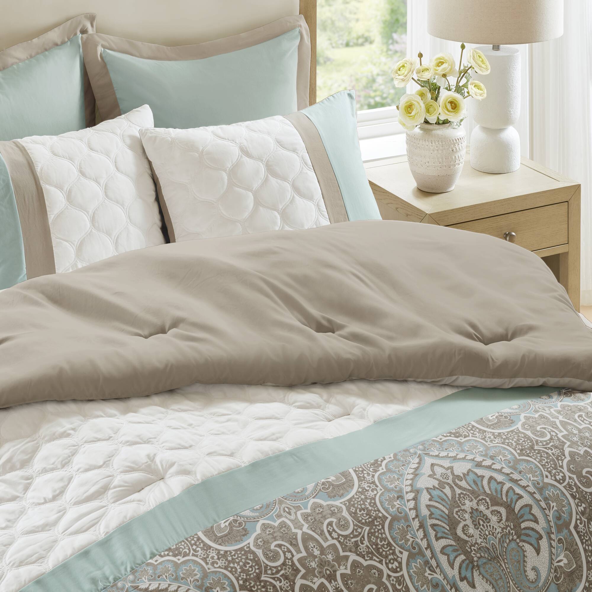 Shawnee - California King 8 Piece Comforter Set - Seafoam