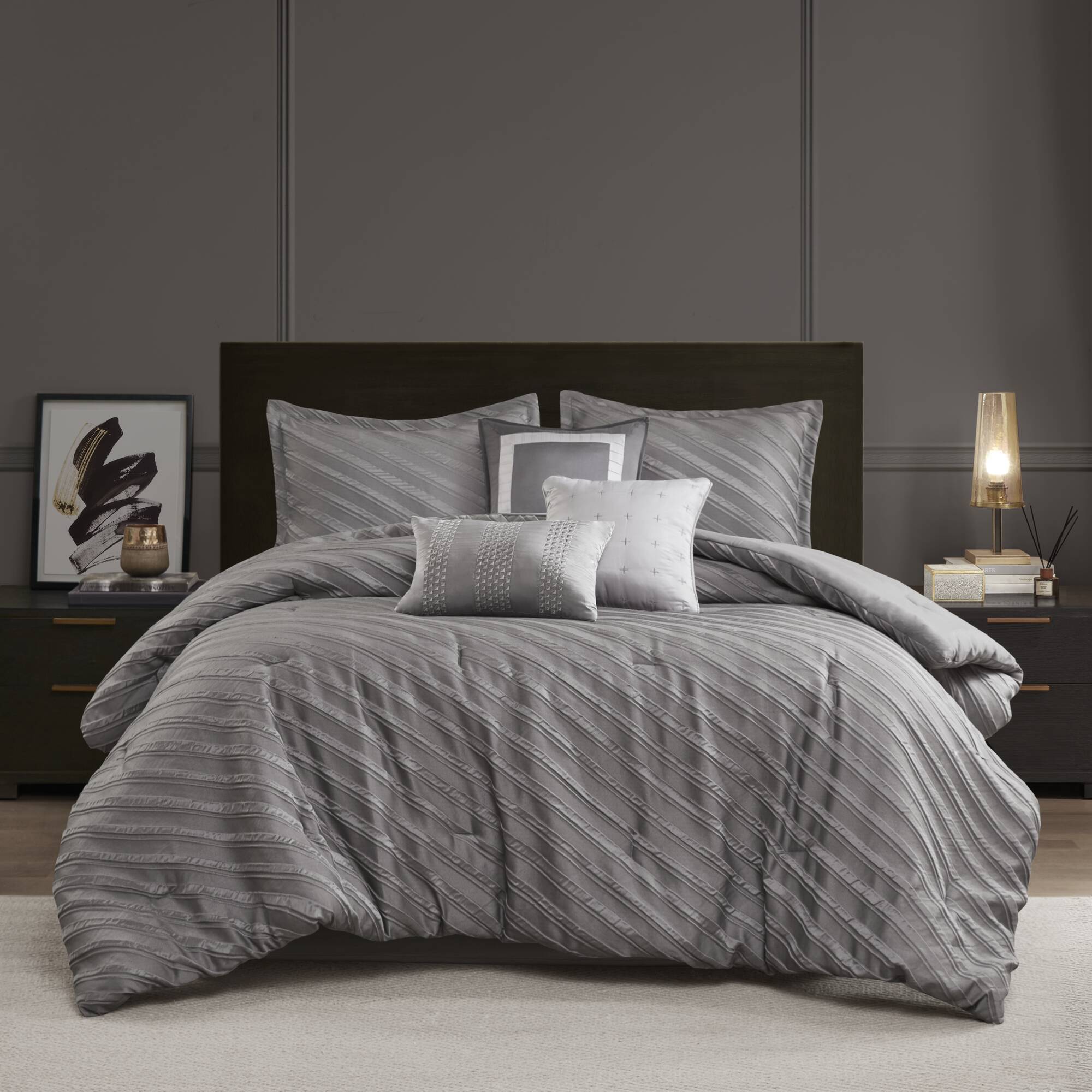 Riva - 7 Piece Queen Comforter Set - Gray