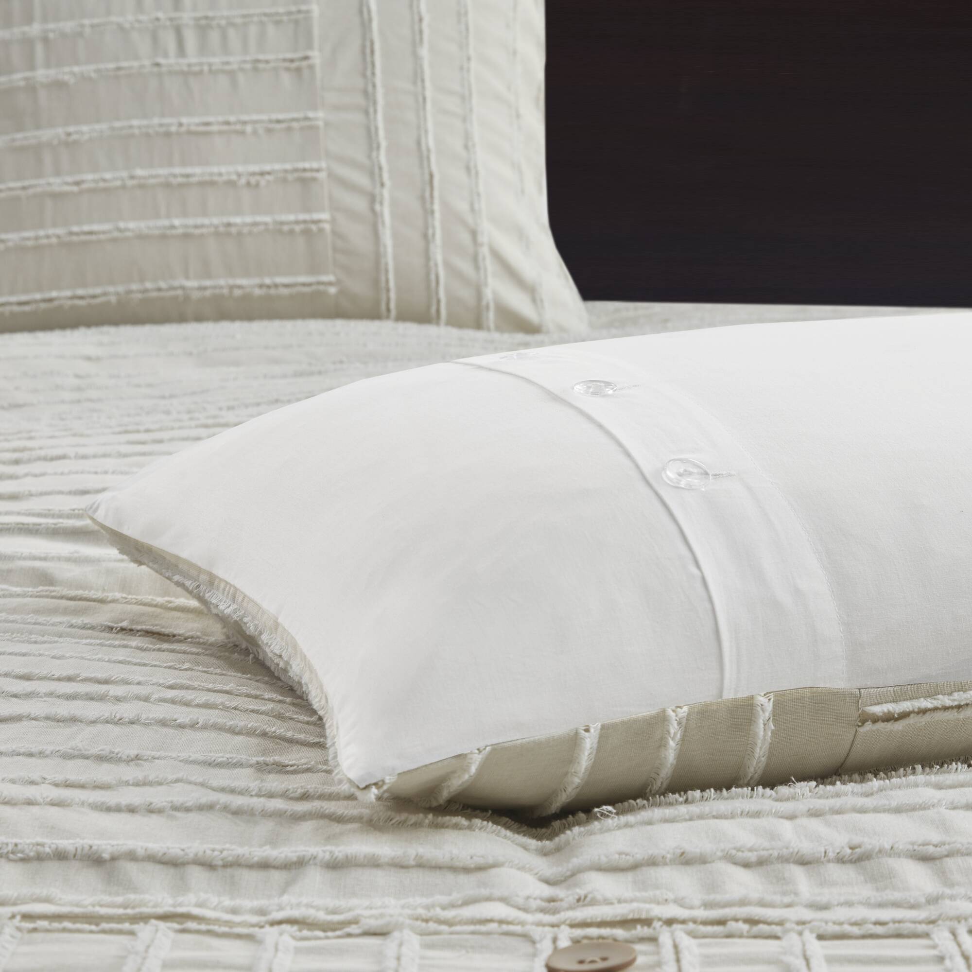 Essence - Oversized Cotton Clipped Jacquard Comforter Set With Euro Shams and Throw Pillows - White