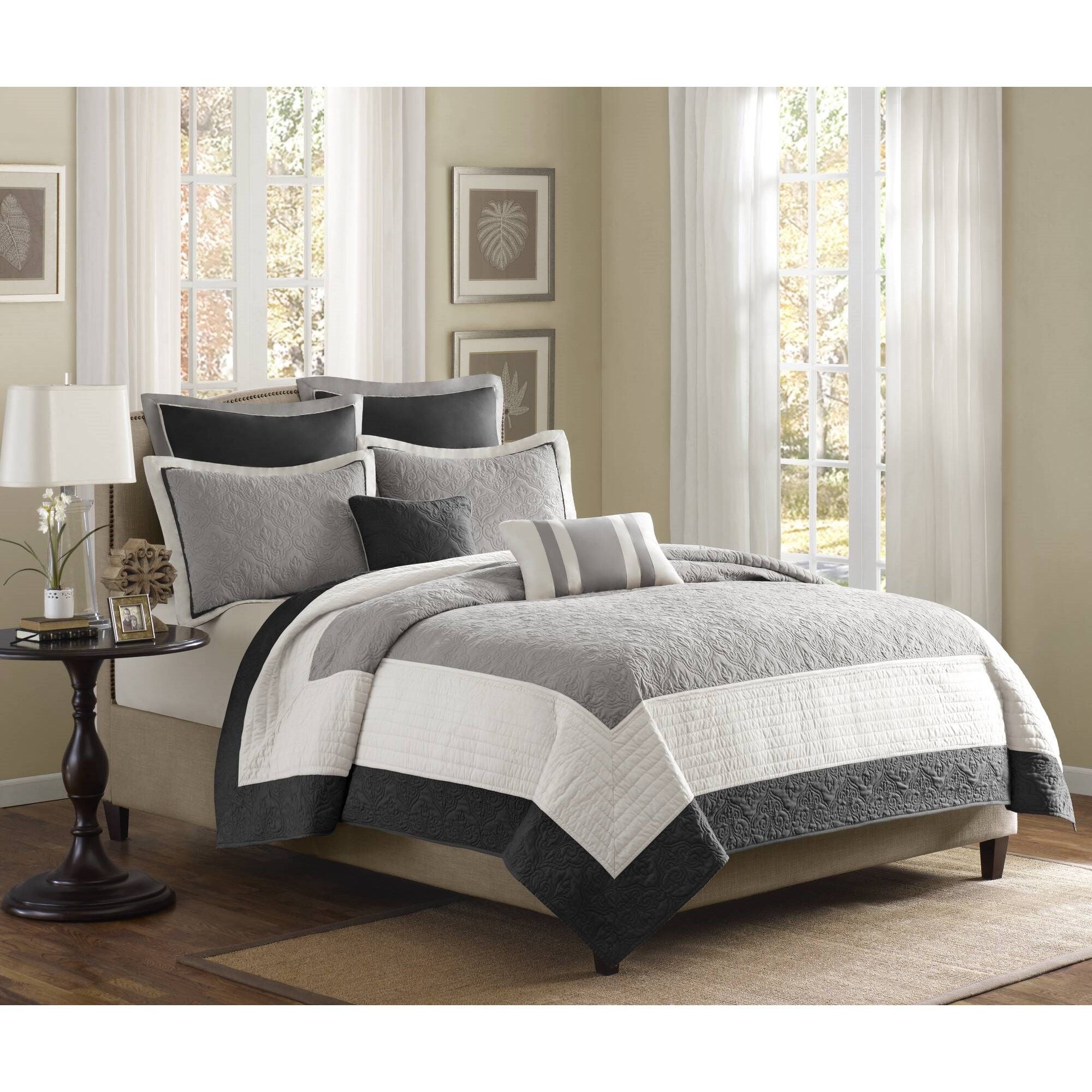 Attingham - King 7 Piece Reversible Coverlet Set - Black