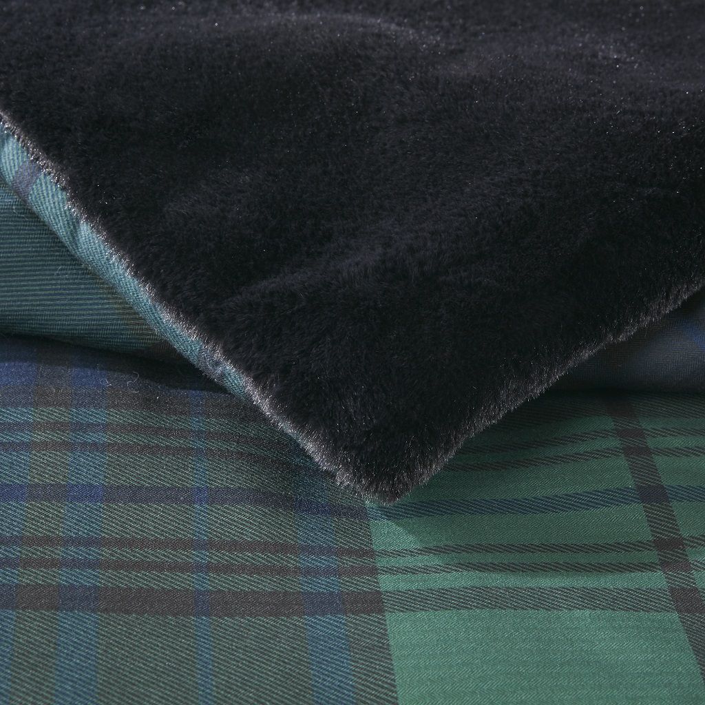 Bernston - Faux Wool to Faux Fur Down Alternative Comforter Set - Green Plaid