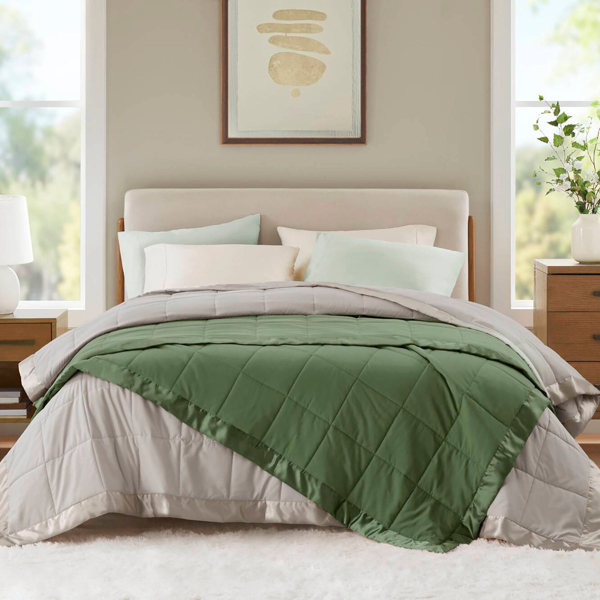 Windom - Full/Queen Lightweight Down Alternative Blanket With Satin Trim - Green