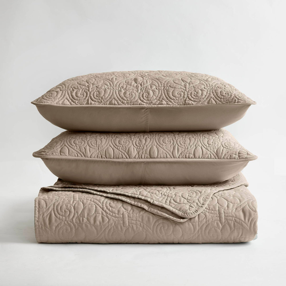 Quebec - Reversible Coverlet Set - Khaki