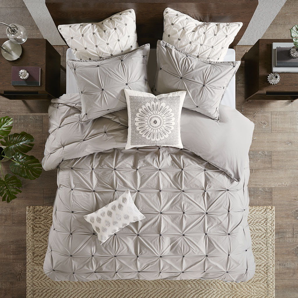 Sofia - Embroidered Decorative Square Pillow - Gray