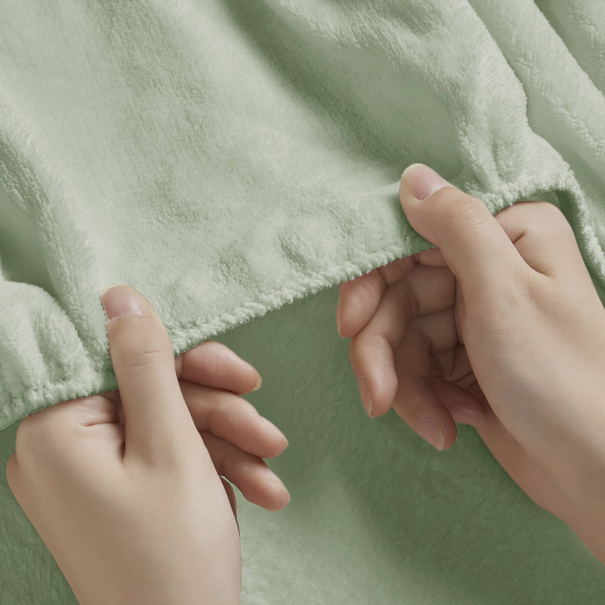 Soloft Plush - King Sheet Set - Green