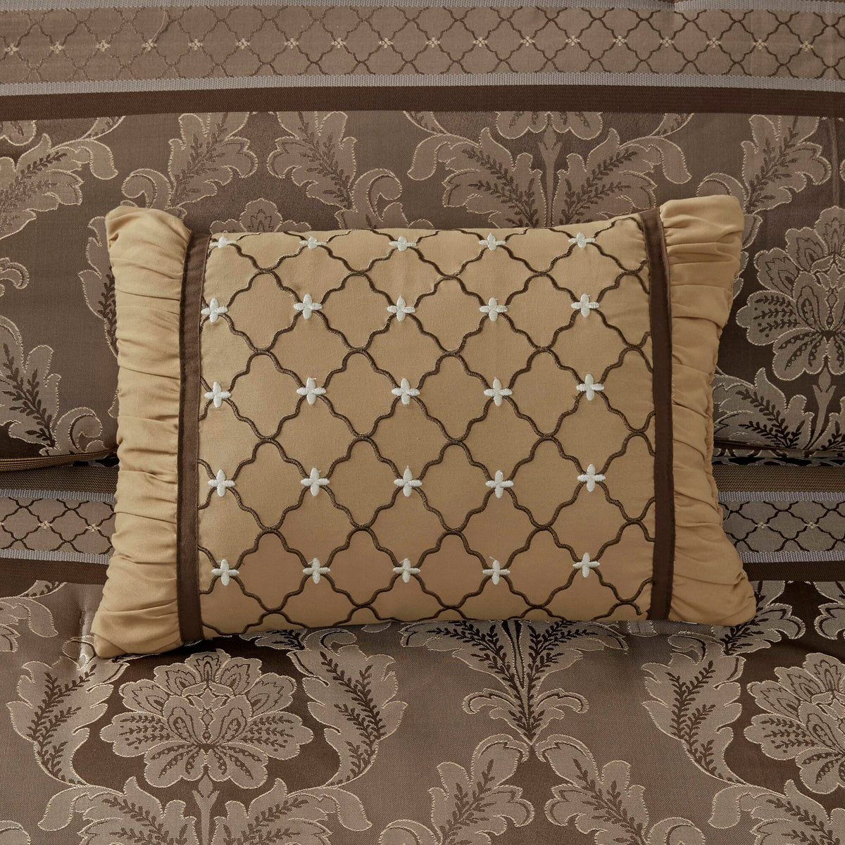 Bellagio - King 7 Piece Comforter Set - Brown / Gold