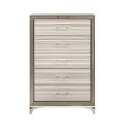 Star - Chest - White