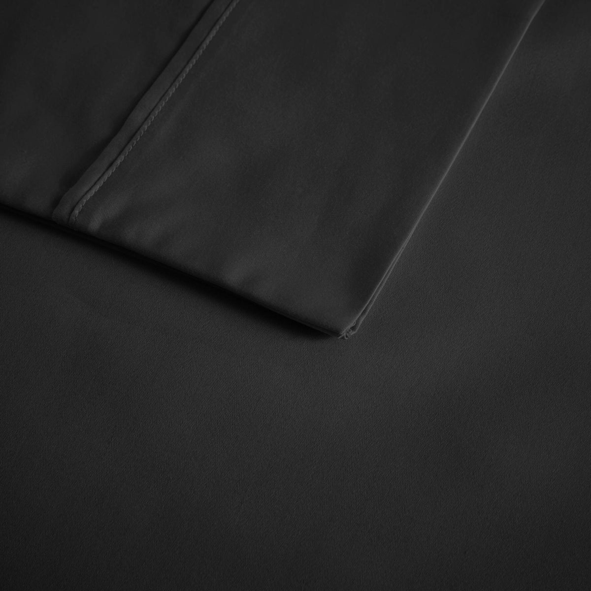 600 Thread Count - Cooling Cotton Blend 4 Piece Sheet Set - Black