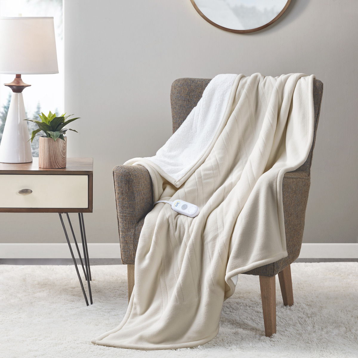 Fleece to Sherpa - Heated Throw - Tan