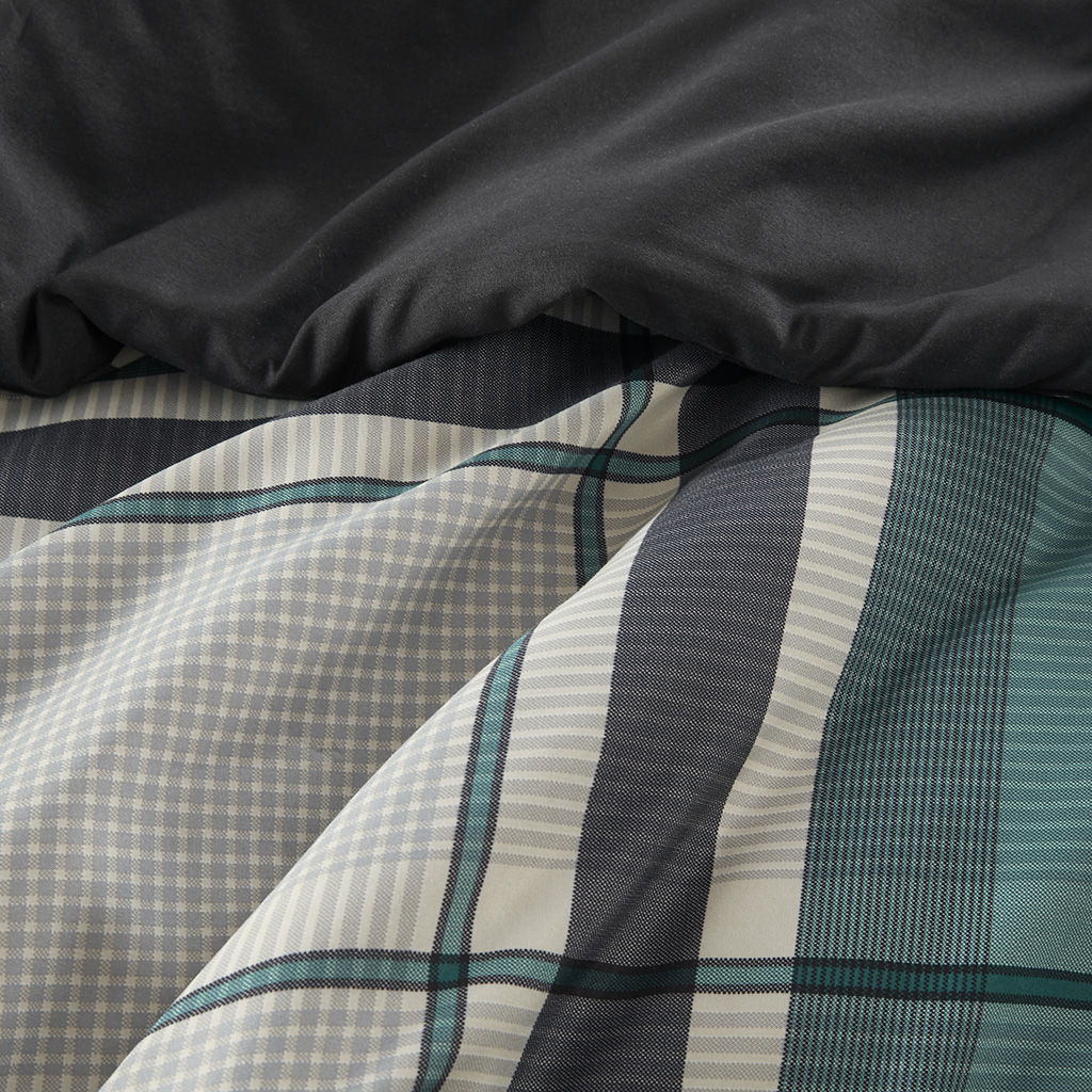 Robbie - 9 Piece Queen Plaid Comforter Set With Bed Sheets - Teal / Black