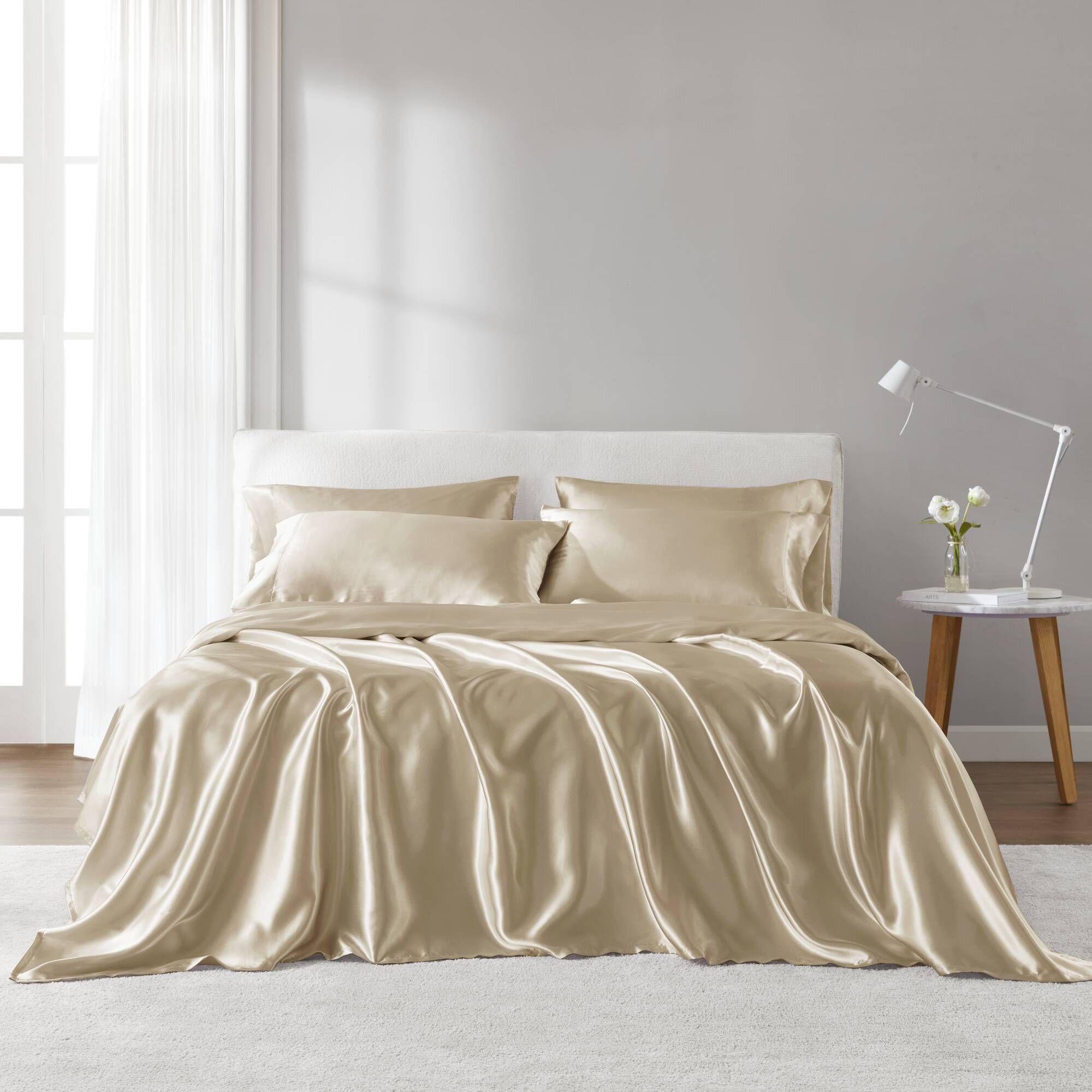 Satin - 6 Piece Full Luxury Sheet Set - Champagne