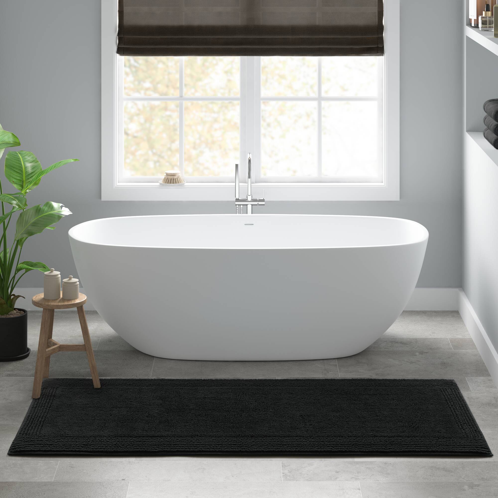 Splendor - 24" x 44" Tufted Reversible Bath Rug - Black