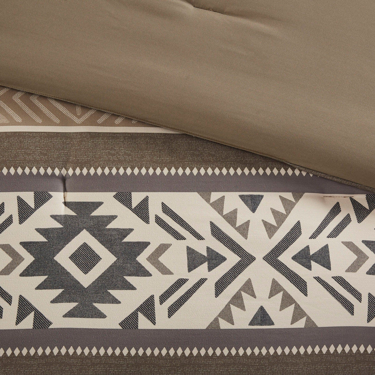Mariposa - 5 Piece Full/Queen Stripe Herringbone Comforter Set With Throw Pillows - Brown