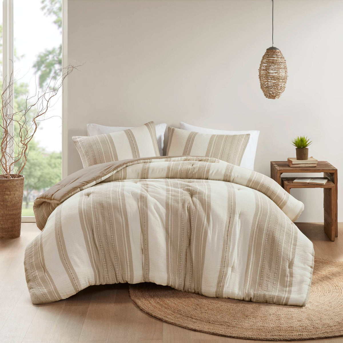 Mesa - 3 Piece Full/Queen Comforter Set - Tan