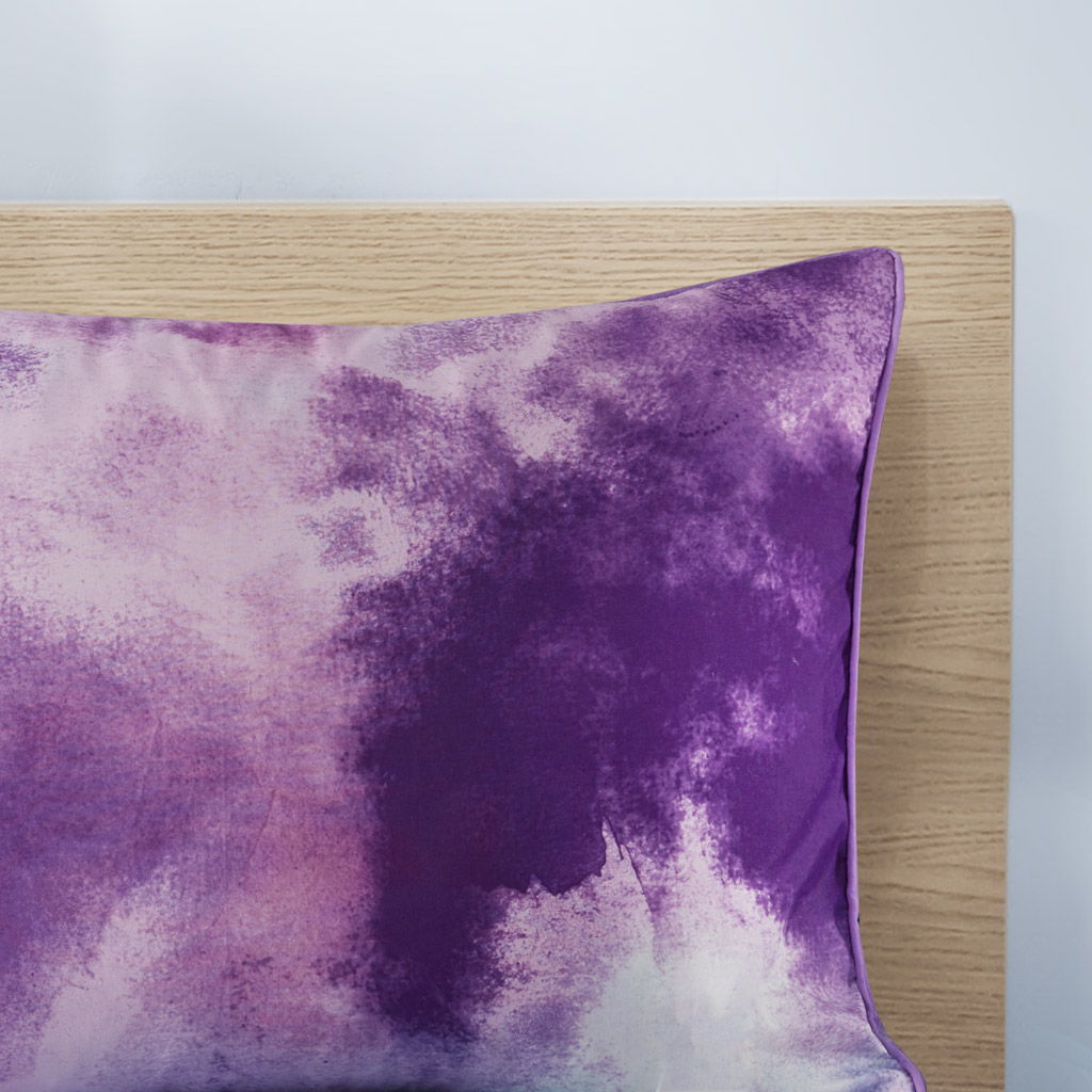 Cassiopeia - Full Watercolor Tie Dye Printed Comforter Set With Throw Pillow - Lavender