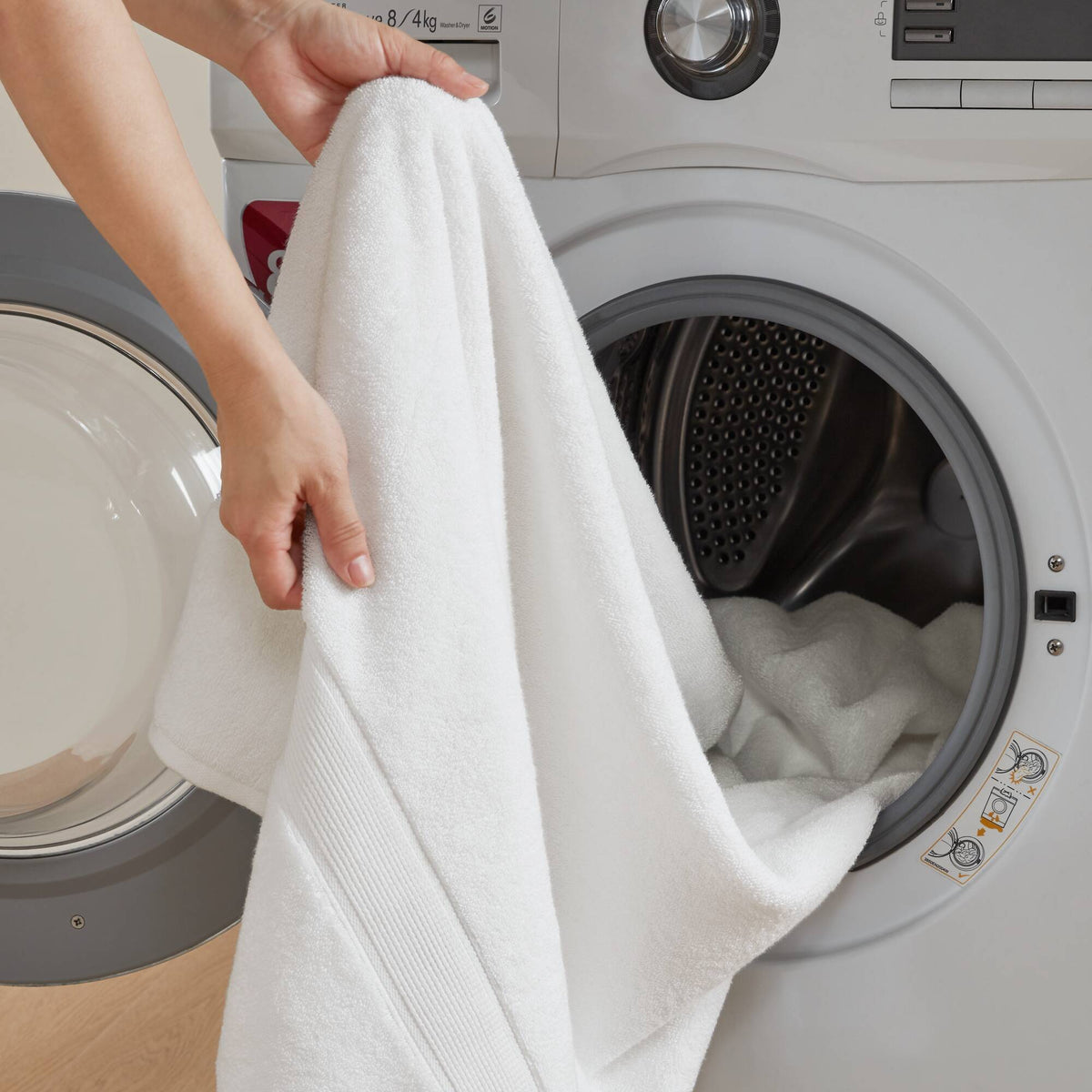 800GSM - 8 Piece Antimicrobial Towel Set - Burgundy
