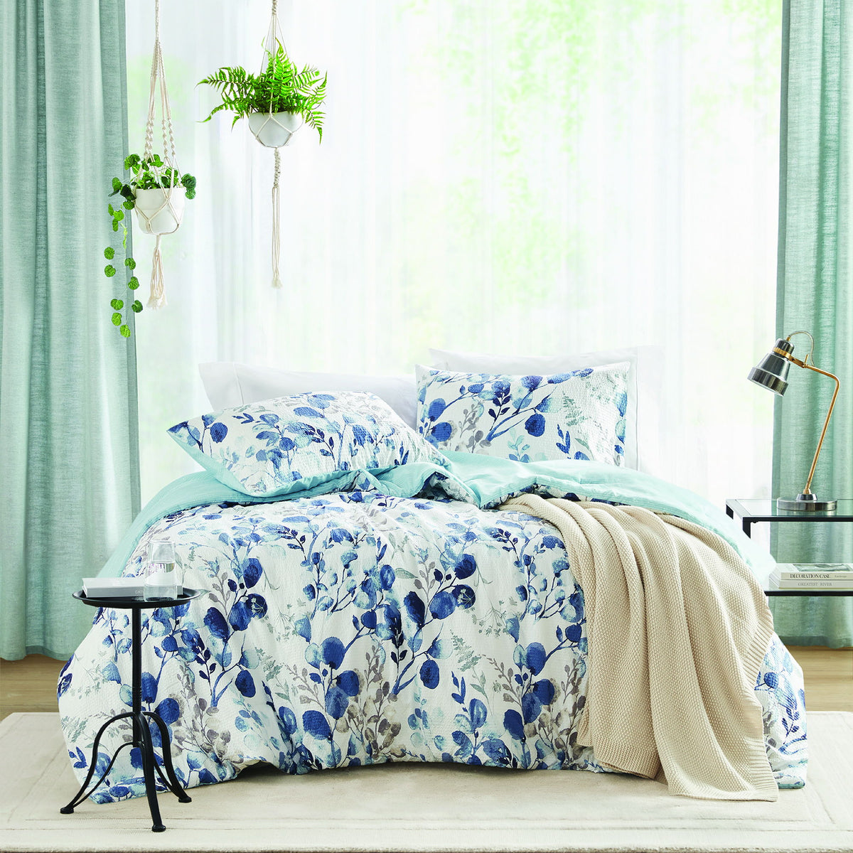 Gabby - Full/Queen Reversible Floral Botanical Seersucker Comforter Set - Navy/Blue